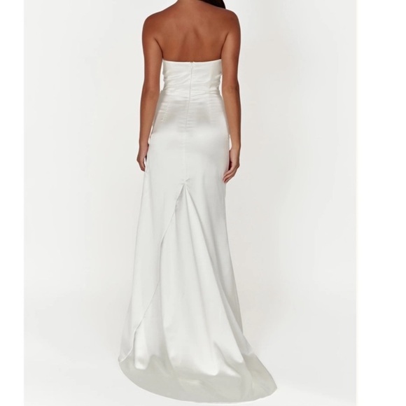 Meshki Marilyn Corset white gown | Wedding dress, rehearsal dinner, meshki dress - Picture 2 of 11